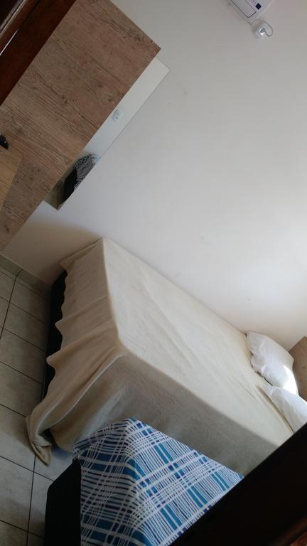 Dormitorio Canarinho Goiânia Exterior foto