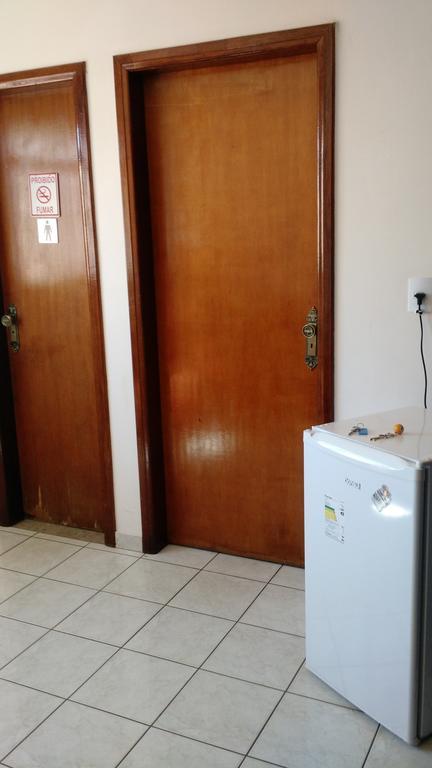 Dormitorio Canarinho Goiânia Exterior foto